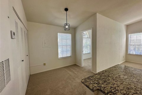 Condominio en alquiler en Kissimmee, Florida, 2 dormitorios, 77.48 m2 № 1915622 - foto 5