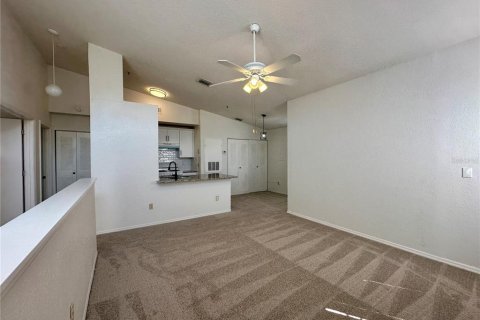 Condominio en alquiler en Kissimmee, Florida, 2 dormitorios, 77.48 m2 № 1915622 - foto 9