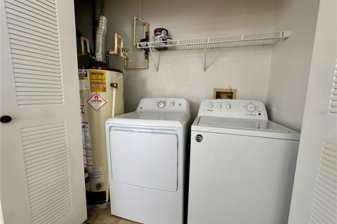 Condominio en alquiler en Kissimmee, Florida, 2 dormitorios, 77.48 m2 № 1915622 - foto 24