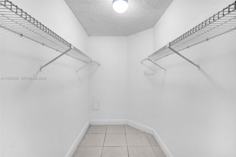 Copropriété à vendre à Coconut Creek, Floride: 2 chambres, 90.58 m2 № 1992534 - photo 14