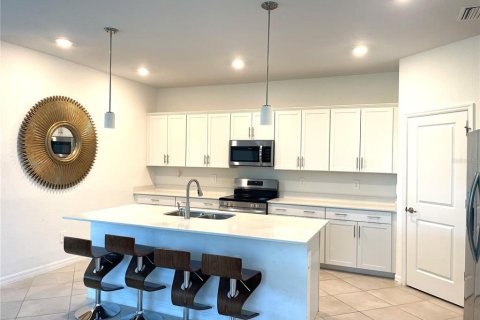 House in Venice, Florida 4 bedrooms, 189.06 sq.m. № 2166501 - photo 24