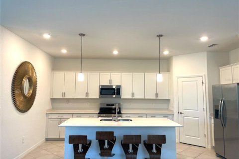 House in Venice, Florida 4 bedrooms, 189.06 sq.m. № 2166501 - photo 2