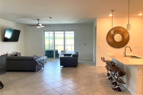 House in Venice, Florida 4 bedrooms, 189.06 sq.m. № 2166501 - photo 23