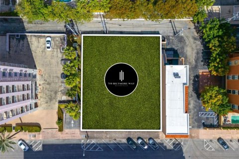 Commercial property in Coral Gables, Florida № 2026002 - photo 3