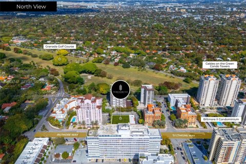 Commercial property in Coral Gables, Florida № 2026002 - photo 7