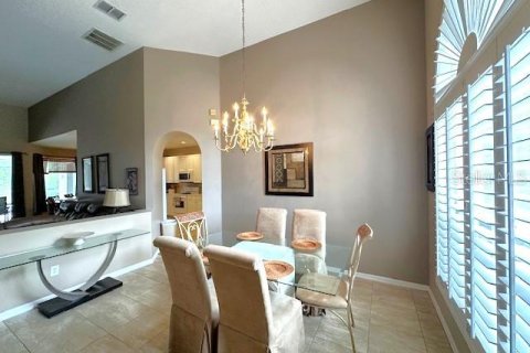 House in Apopka, Florida 4 bedrooms, 234.58 sq.m. № 1760345 - photo 9