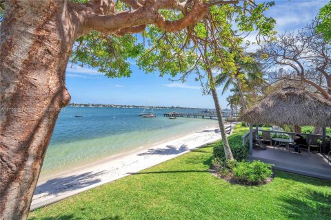 Condo in West Palm Beach, Florida, 2 bedrooms  № 1860633 - photo 28