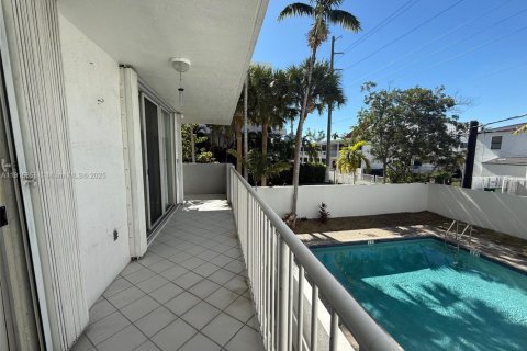 Condominio en venta en Miami Beach, Florida, 2 dormitorios, 85.47 m2 № 1971875 - foto 26