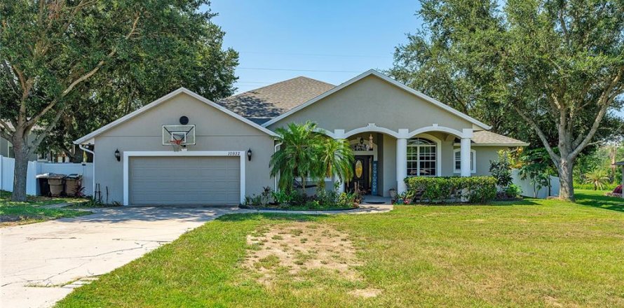 Villa ou maison à Howey-in-the-Hills, Floride 4 chambres, 239.59 m2 № 1852781