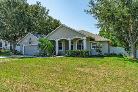 Villa ou maison à vendre à Howey-in-the-Hills, Floride: 4 chambres, 239.59 m2 № 1852781 - photo 2