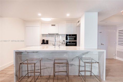 Купить кондоминиум в Майами-Бич, Флорида 2 спальни, 161.65м2, № 2058455 - фото 4