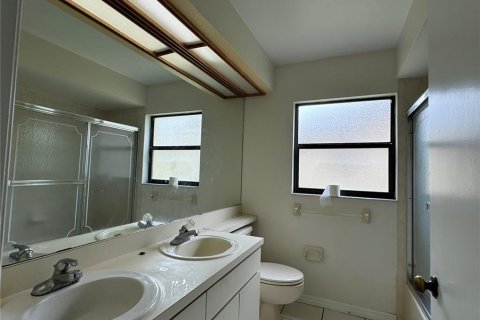 Casa en alquiler en Valrico, Florida, 4 dormitorios, 219.25 m2 № 1816951 - foto 22