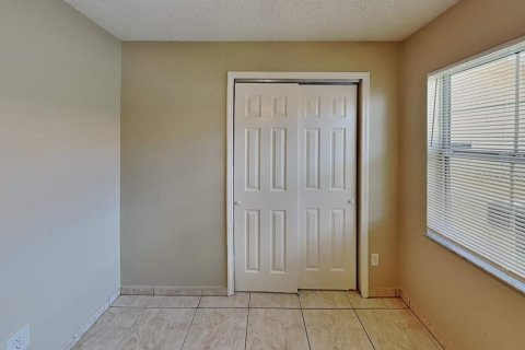 House in Kissimmee, Florida 3 bedrooms, 125.23 sq.m. № 1884733 - photo 11