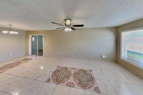House in Kissimmee, Florida 3 bedrooms, 125.23 sq.m. № 1884733 - photo 4