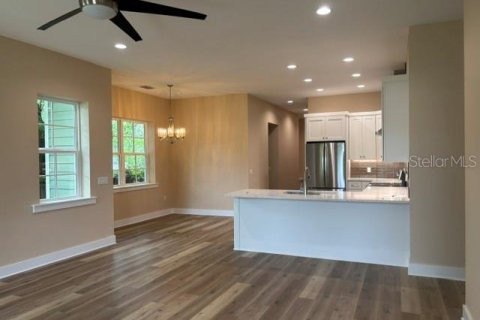 Villa ou maison à vendre à Lakeland, Floride: 3 chambres, 179.12 m2 № 2302407 - photo 4
