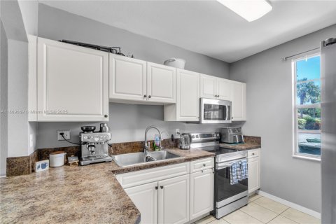 Touwnhouse à vendre à Homestead, Floride: 3 chambres, 128.02 m2 № 1921313 - photo 5