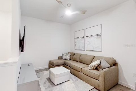 Adosado en alquiler en Davenport, Florida, 4 dormitorios, 187.66 m2 № 1010594 - foto 16