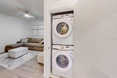 Adosado en alquiler en Davenport, Florida, 4 dormitorios, 187.66 m2 № 1010594 - foto 17