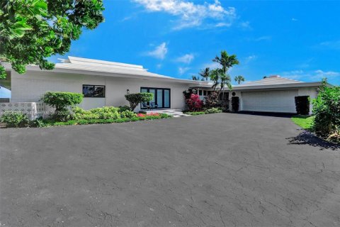 Villa ou maison à louer à Miami, Floride: 6 chambres, 320.14 m2 № 1984764 - photo 7