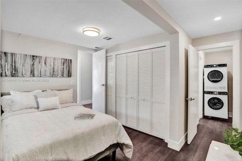 Villa ou maison à louer à Miami, Floride: 6 chambres, 320.14 m2 № 1984764 - photo 29