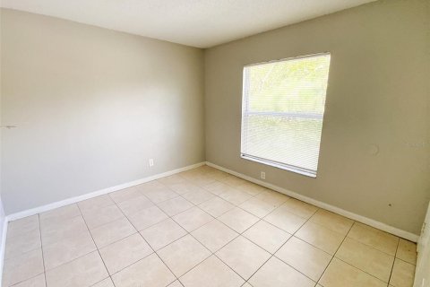 Condo in Lutz, Florida, 2 bedrooms  № 2283808 - photo 9