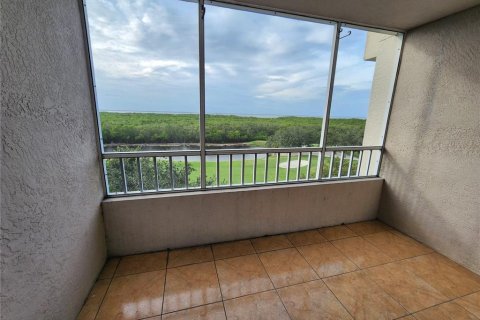 Copropriété à vendre à Clearwater, Floride: 2 chambres, 99.87 m2 № 1817271 - photo 3