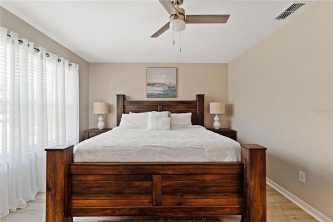 Townhouse in Davenport, Florida 3 bedrooms, 135.36 sq.m. № 1591580 - photo 15