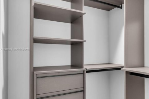 Condominio en venta en Miami, Florida, 2 dormitorios, 76.64 m2 № 1996665 - foto 15