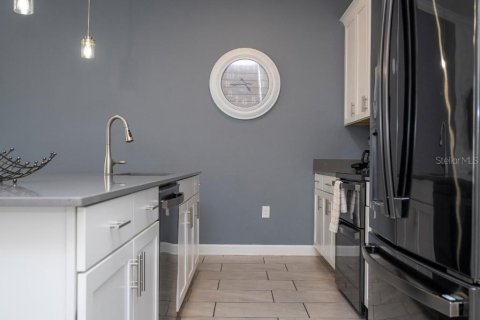Adosado en venta en Kissimmee, Florida, 4 dormitorios, 177.81 m2 № 2236945 - foto 23