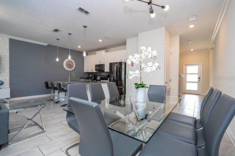Adosado en venta en Kissimmee, Florida, 4 dormitorios, 177.81 m2 № 2236945 - foto 27