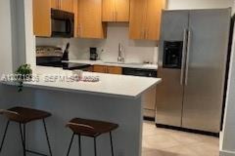 Condo in Fort Lauderdale, Florida, 2 bedrooms  № 2303549 - photo 4