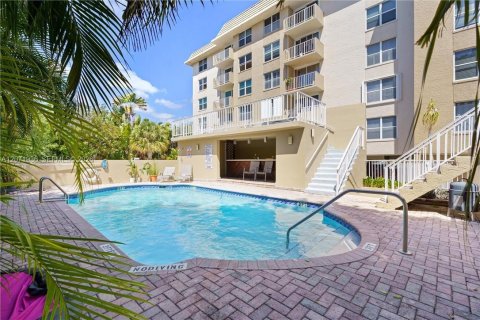 Condo in Fort Lauderdale, Florida, 2 bedrooms  № 2303549