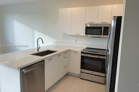 Condominio en alquiler en Doral, Florida, 3 dormitorios, 102.38 m2 № 2011181 - foto 5