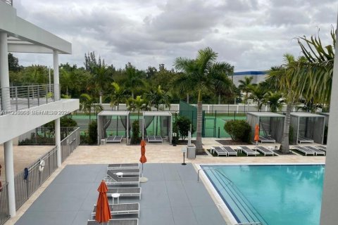 Condominio en alquiler en Doral, Florida, 3 dormitorios, 102.38 m2 № 2011181 - foto 23