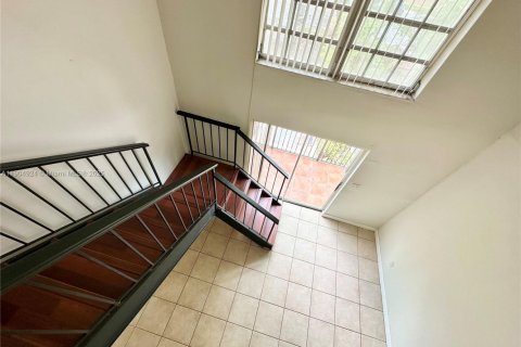 Condominio en venta en Miami, Florida, 1 dormitorio, 74.41 m2 № 2012206 - foto 25