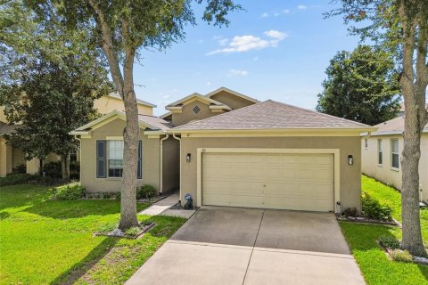 Casa en venta en Spring Hill, Florida, 3 dormitorios, 173.82 m2 № 2230930 - foto 2