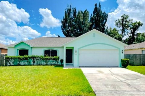 Villa ou maison à Kissimmee, Floride 4 chambres, 180.04 m2 № 2427130