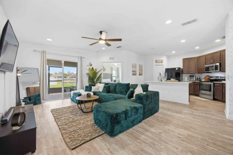 House in Lakeland, Florida 3 bedrooms, 161.65 sq.m. № 2109793 - photo 18