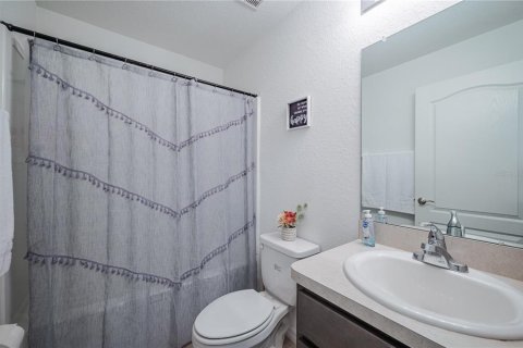 House in Lakeland, Florida 3 bedrooms, 161.65 sq.m. № 2109793 - photo 24