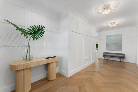 Casa en venta en Coral Gables, Florida, 4 dormitorios, 334.54 m2 № 1943615 - foto 8