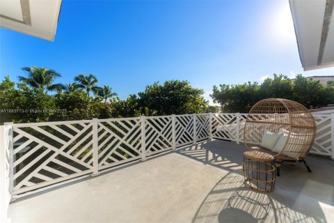Casa en venta en Coral Gables, Florida, 4 dormitorios, 334.54 m2 № 1943615 - foto 24