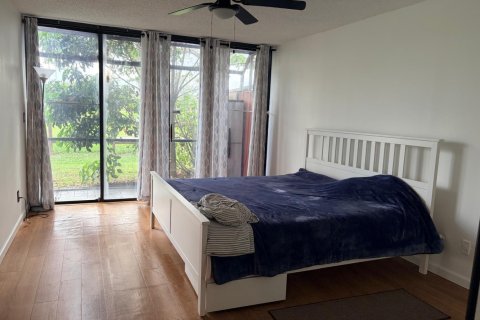 Apartment in Pembroke Pines, Florida 3 bedrooms, 126.25 sq.m. № 2193289 - photo 18