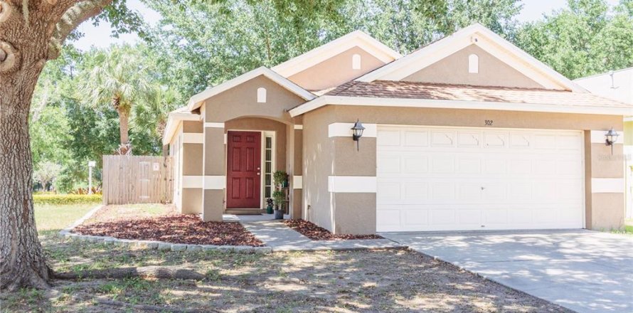 House in Valrico, Florida 3 bedrooms, 124.02 sq.m. № 1648349