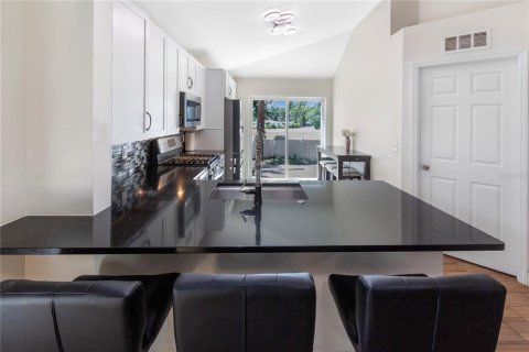 Villa ou maison à vendre à Valrico, Floride: 3 chambres, 124.02 m2 № 1648349 - photo 5
