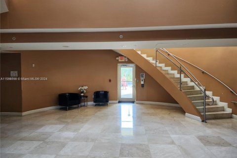 Bureau à Miami, Floride № 1179659