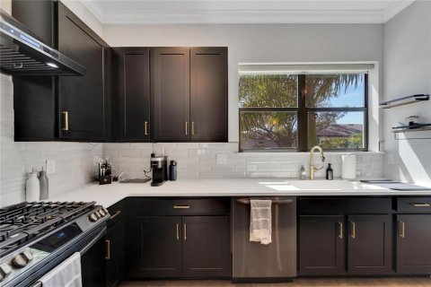 Touwnhouse à louer à Tampa, Floride: 4 chambres, 205.31 m2 № 2398938 - photo 19