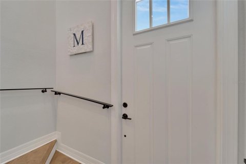 Touwnhouse à louer à Tampa, Floride: 4 chambres, 205.31 m2 № 2398938 - photo 7