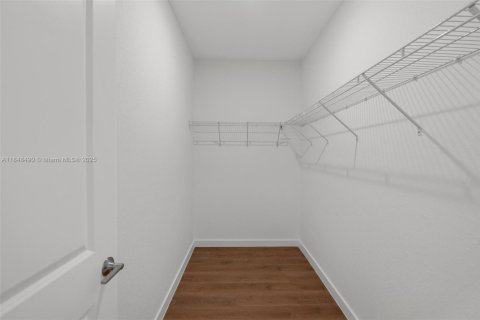 Copropriété à vendre à Miami-Dade, Floride: 5 chambres, 212.93 m2 № 1854911 - photo 23