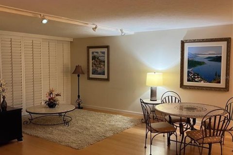 Condominio en alquiler en Sarasota, Florida, 2 dormitorios, 132.29 m2 № 1909406 - foto 21