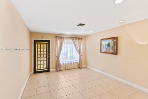 Villa ou maison à vendre à Miami, Floride: 3 chambres, 147.62 m2 № 1995956 - photo 7